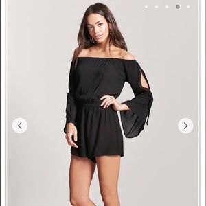 Off-shoulder romper